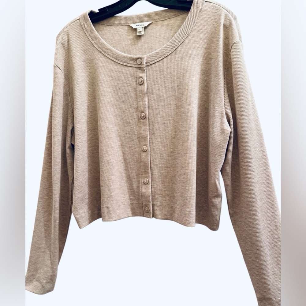 RW&Co. Cardigan cropped - NWOT